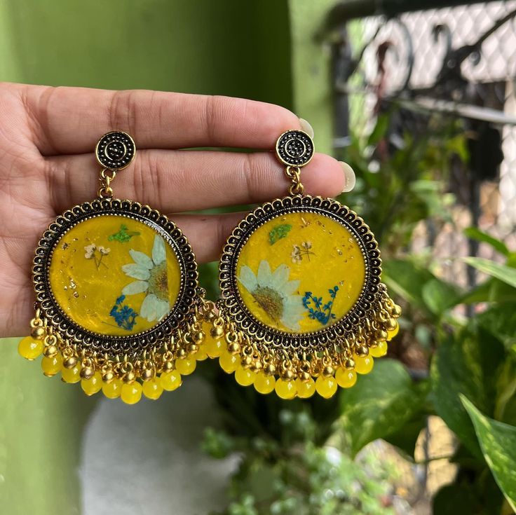 yellow floral jumka